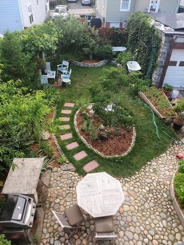 292 Cedar St, Somerville, MA 02145