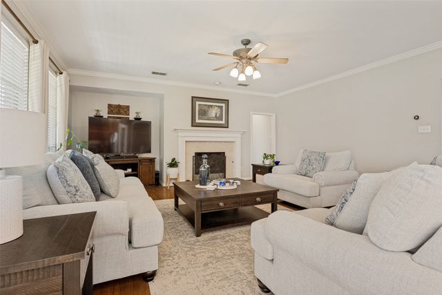 6610 Falcon Crest Lane, Sachse, TX 75048