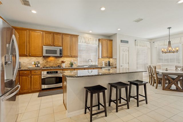 6610 Falcon Crest Lane, Sachse, TX 75048