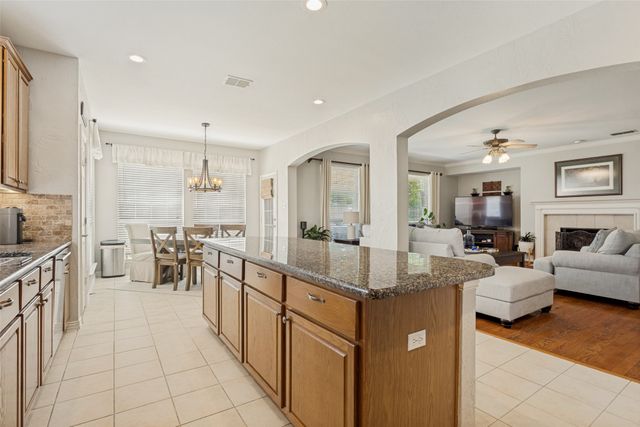6610 Falcon Crest Lane, Sachse, TX 75048