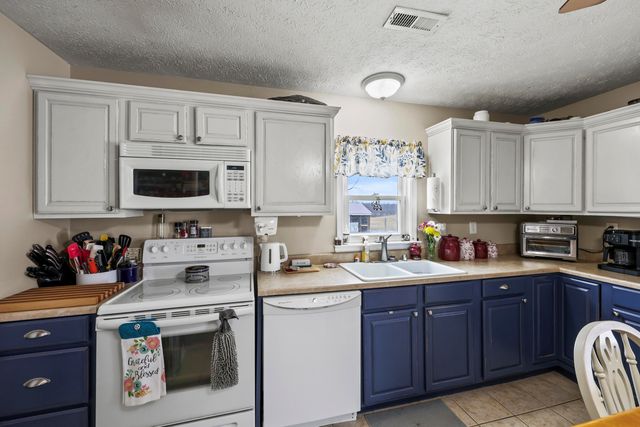 478 Larue Road, Paris, KY 40361