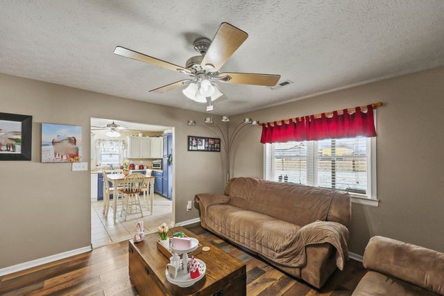 478 Larue Road, Paris, KY 40361