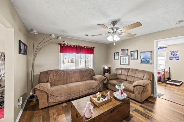 478 Larue Road, Paris, KY 40361