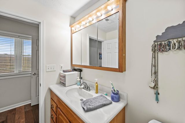 478 Larue Road, Paris, KY 40361