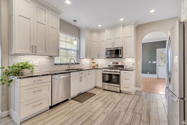 9924 S 3265 W, South Jordan, UT 84095