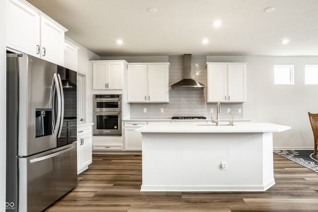 5378 Rose Drive, Zionsville, IN 46077