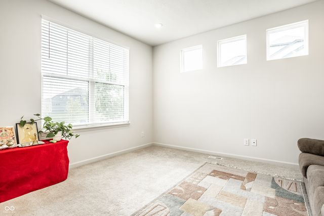 5378 Rose Drive, Zionsville, IN 46077