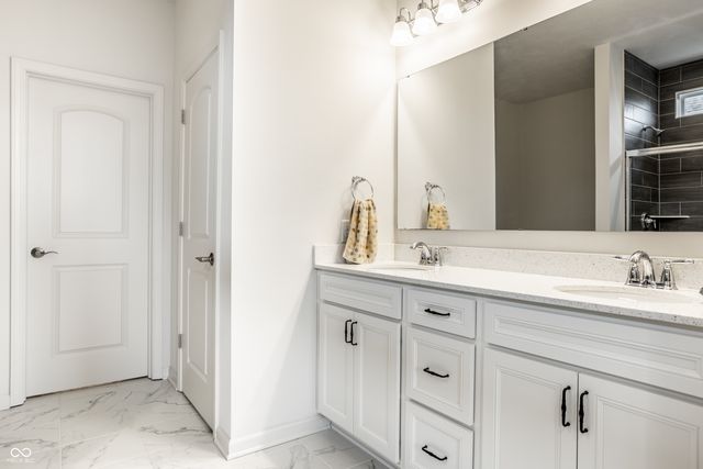 5378 Rose Drive, Zionsville, IN 46077