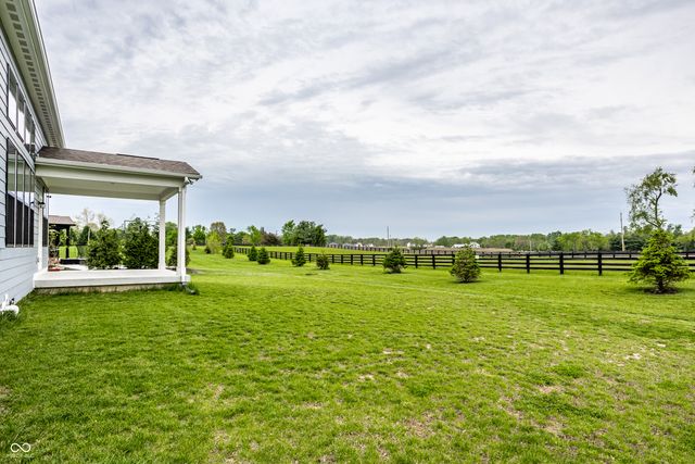 5378 Rose Drive, Zionsville, IN 46077