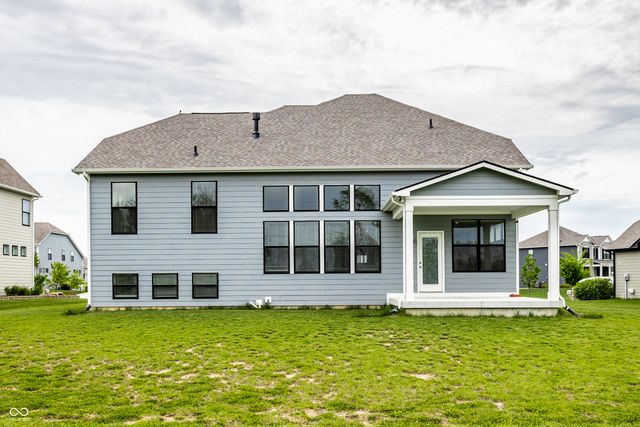 5378 Rose Drive, Zionsville, IN 46077