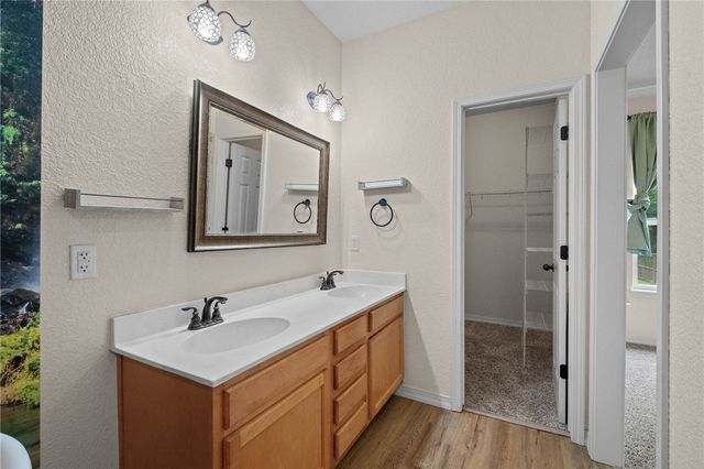 9 Buckland Lane, Bella Vista, AR 72715