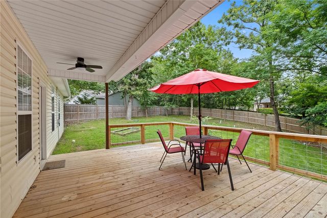 9 Buckland Lane, Bella Vista, AR 72715