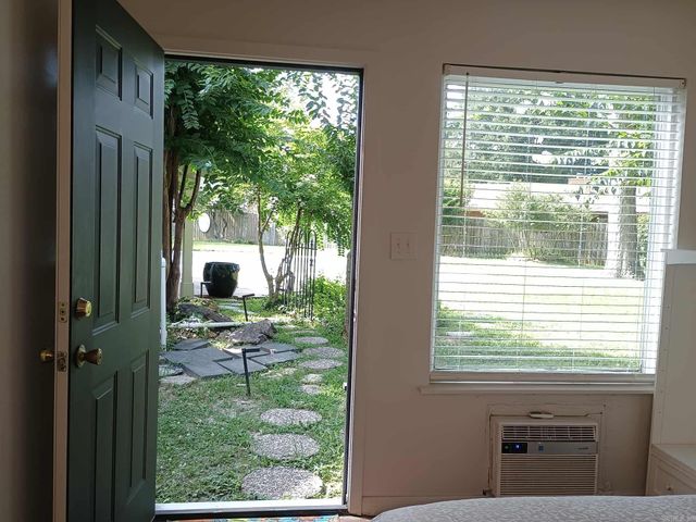 4 JULLIAN Circle, Dumas, AR 71639