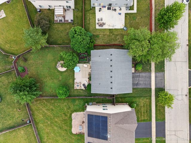 1196 Port Royal Road, Pingree Grove, IL 60140