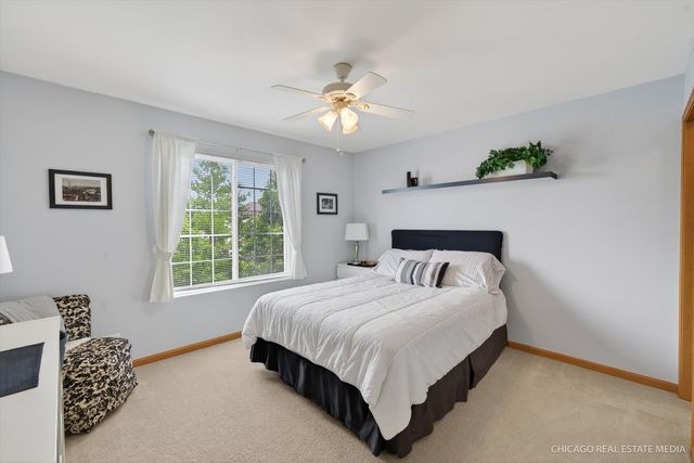 1196 Port Royal Road, Pingree Grove, IL 60140