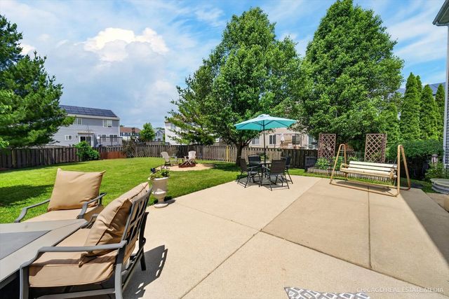 1196 Port Royal Road, Pingree Grove, IL 60140