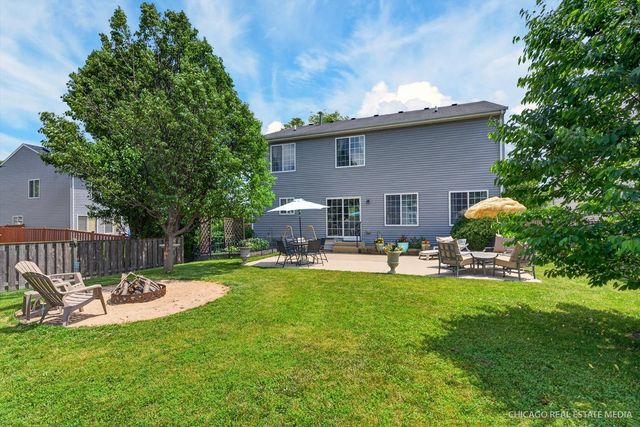 1196 Port Royal Road, Pingree Grove, IL 60140