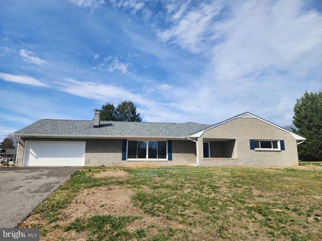 15 BRIGHTWOOD CIR, Hagerstown, MD 21740