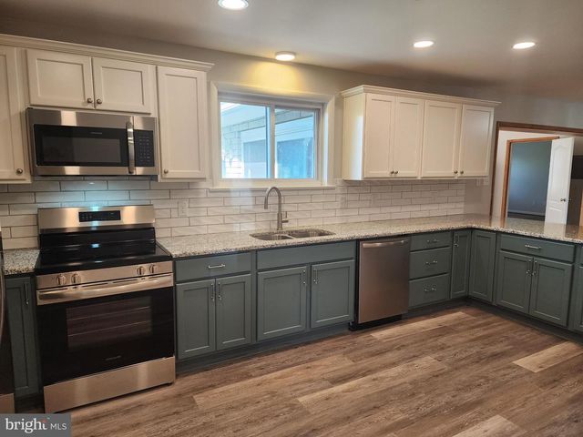 15 BRIGHTWOOD CIR, Hagerstown, MD 21740