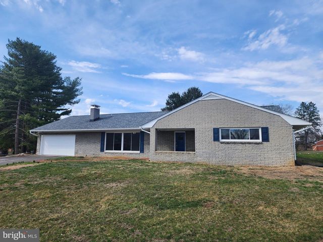 15 BRIGHTWOOD CIR, Hagerstown, MD 21740