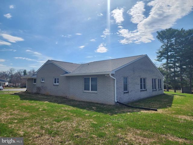 15 BRIGHTWOOD CIR, Hagerstown, MD 21740