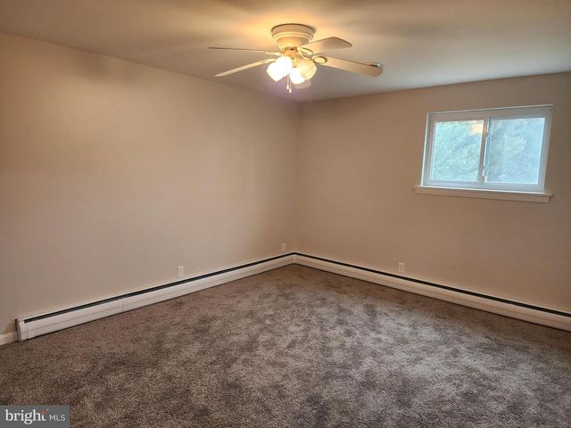 15 BRIGHTWOOD CIR, Hagerstown, MD 21740