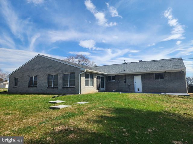 15 BRIGHTWOOD CIR, Hagerstown, MD 21740