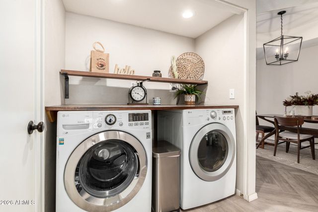 2315 W UNION HILLS Drive 104, Phoenix, AZ 85027