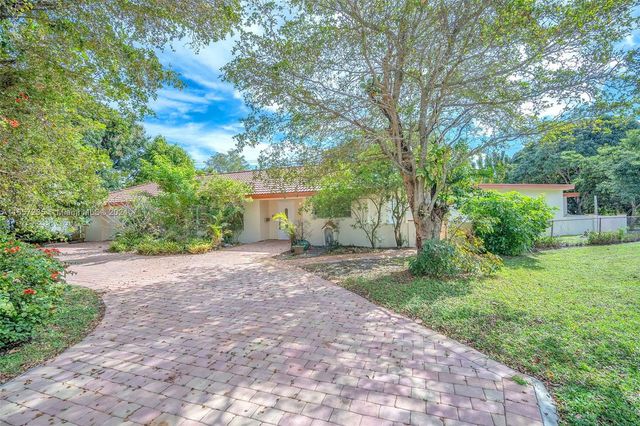 600 CAMELLIA COURT, Plantation, FL 33317