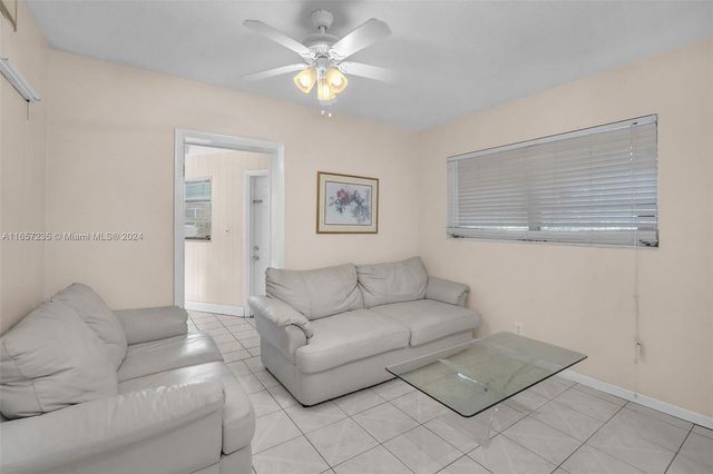 600 CAMELLIA COURT, Plantation, FL 33317