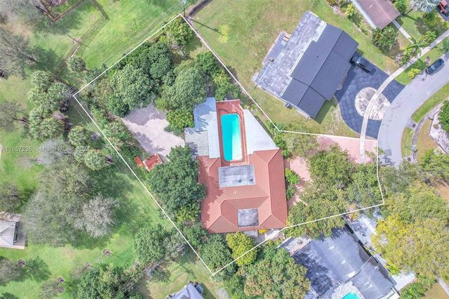 600 CAMELLIA COURT, Plantation, FL 33317