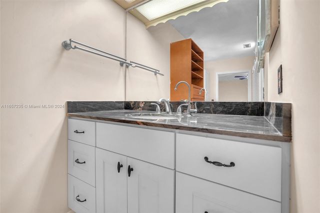 600 CAMELLIA COURT, Plantation, FL 33317