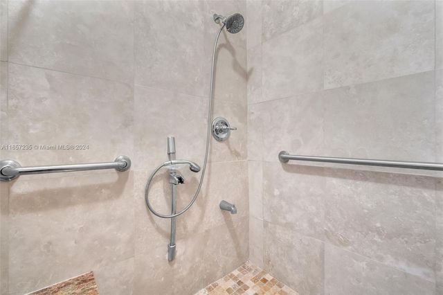 600 CAMELLIA COURT, Plantation, FL 33317