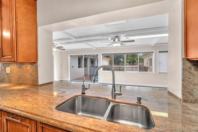 600 CAMELLIA COURT, Plantation, FL 33317