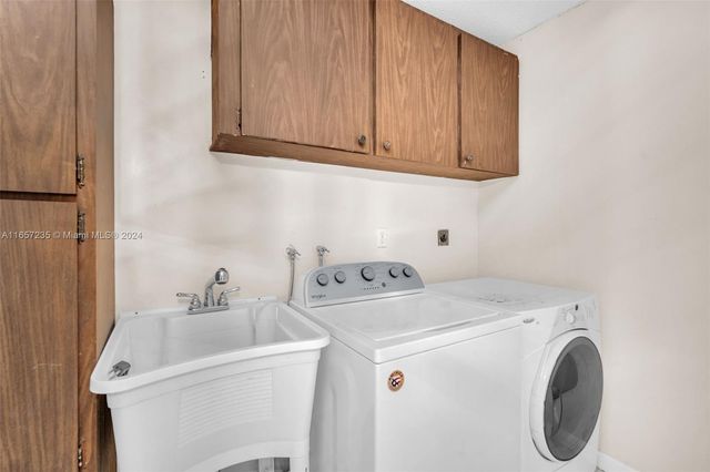 600 CAMELLIA COURT, Plantation, FL 33317