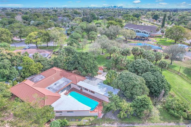 600 CAMELLIA COURT, Plantation, FL 33317
