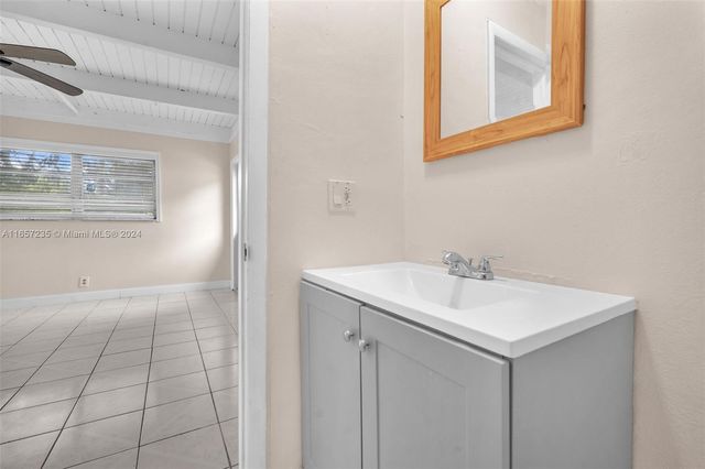 600 CAMELLIA COURT, Plantation, FL 33317