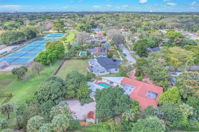 600 CAMELLIA COURT, Plantation, FL 33317