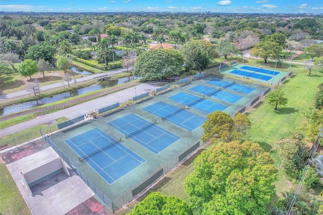 600 CAMELLIA COURT, Plantation, FL 33317