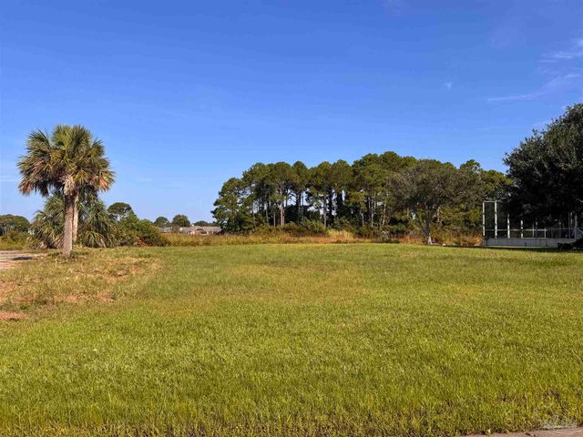 4125 Madura Rd, Gulf Breeze, FL 32563