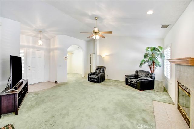 11949 Hawthorne Avenue, Hesperia, CA 92345