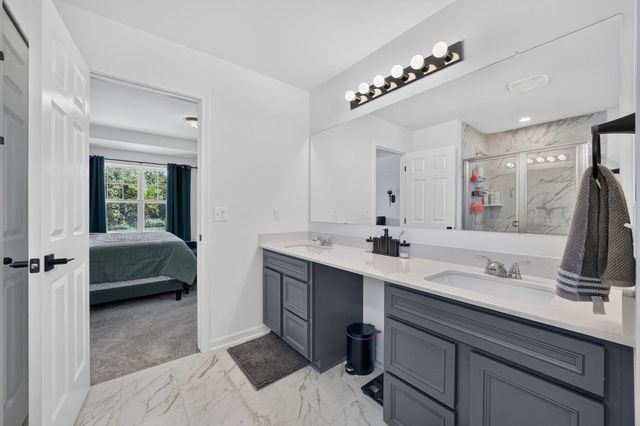 51681 Maple Leaf Drive, Macomb, MI 48042