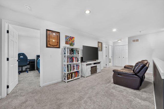 51681 Maple Leaf Drive, Macomb, MI 48042