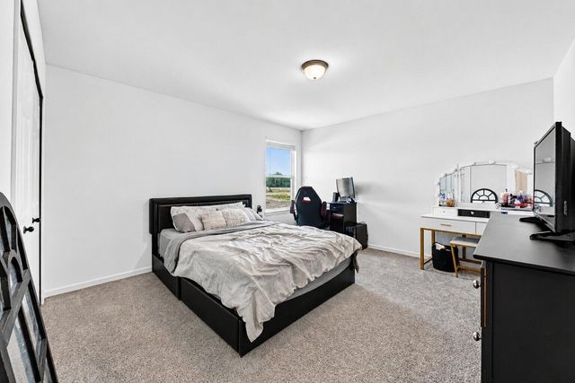 51681 Maple Leaf Drive, Macomb, MI 48042