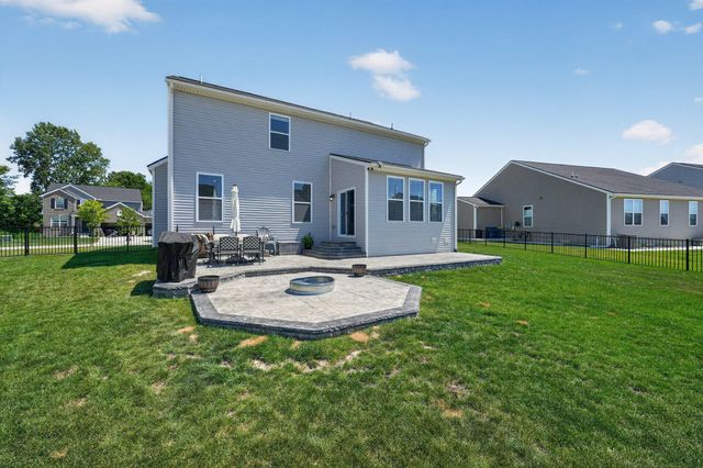 51681 Maple Leaf Drive, Macomb, MI 48042