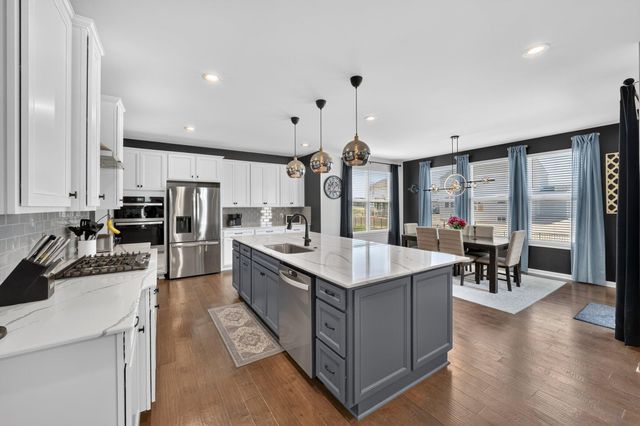 51681 Maple Leaf Drive, Macomb, MI 48042