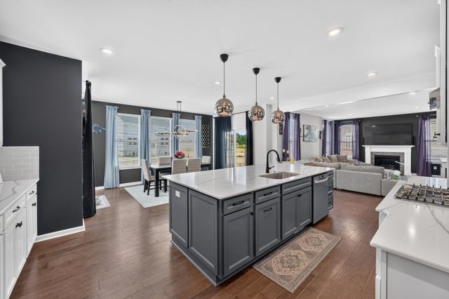 51681 Maple Leaf Drive, Macomb, MI 48042