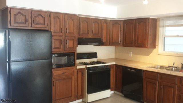 94 Mercer St, Phillipsburg Town, NJ 08865