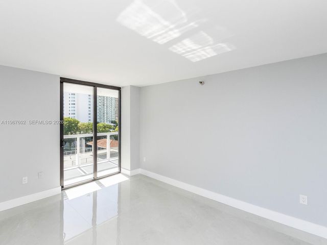 20505 E Country Club Dr 634, Aventura, FL 33180