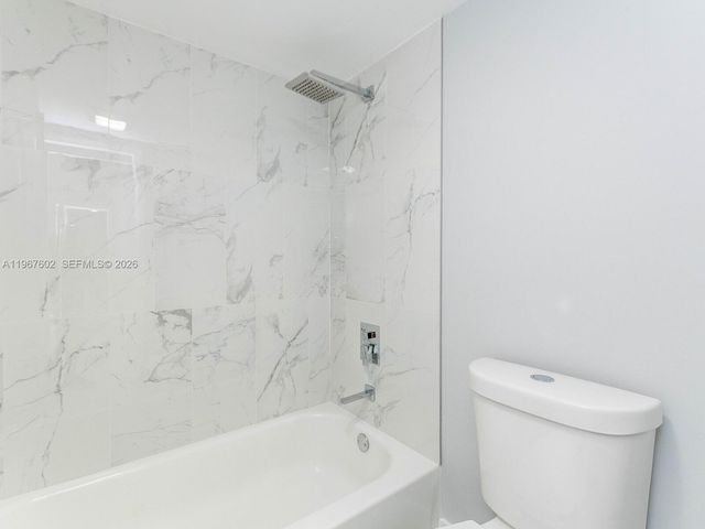 20505 E Country Club Dr 634, Aventura, FL 33180